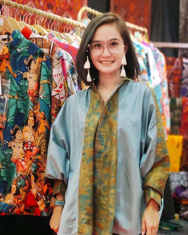 Defria Kirana, founder produk fesyen khas Indonesia, Haluan Bali.