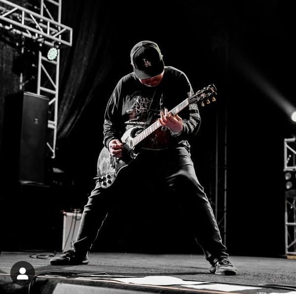 Gitaris Seringai Ricky Siahaan