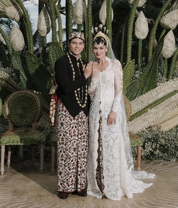 Luna Maya dan Maxime Bouttier resmi menikah