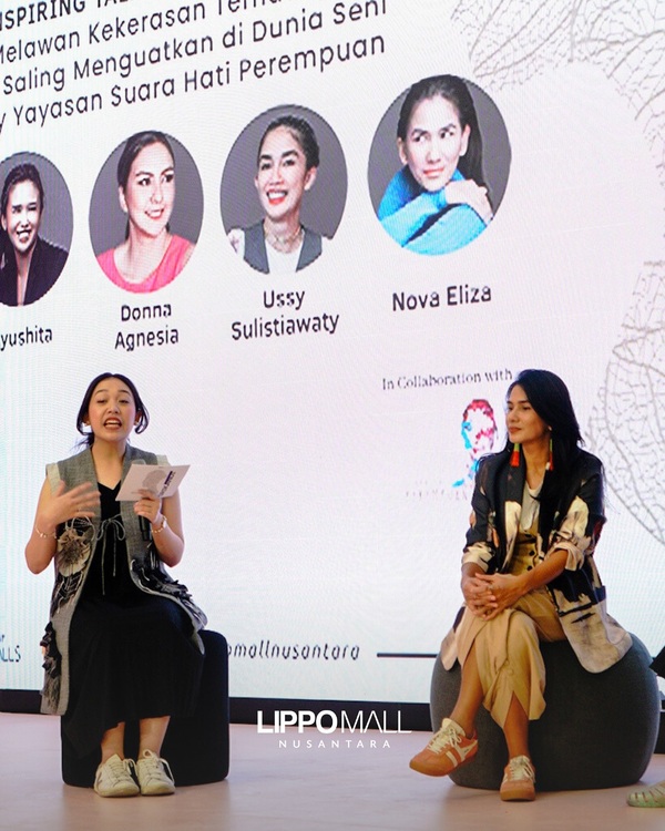 Acara inspiring talkshow “Perempuan Bergerak, Dunia Berubah” yang digelar Lippo Mall Nusantara. 