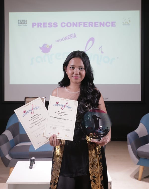 Jumpa pers kemenangan Carissa Angel di ajang World Final Sanremo Junior 2025.
