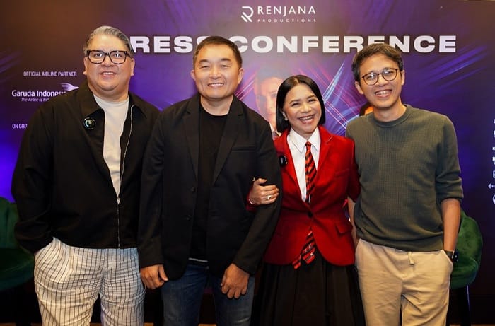 Jeffry Waworuntu, Fendy Mugni, CEO Renjana Productions, Ruth Sahanaya, dan Tohpati saat jumpa pers rencana Konser Simfoni dari Hati yang akan digelar di Surabaya pada  25 Oktober 2025. (Foto - @mamauthe)
