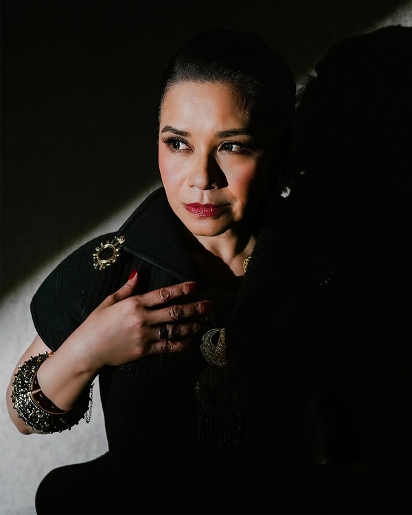 Ruth Sahanaya akan menggelar Konser Simfoni dari Hati di Surabaya pada 25 Oktober 2025. (Foto - @mamauthe)