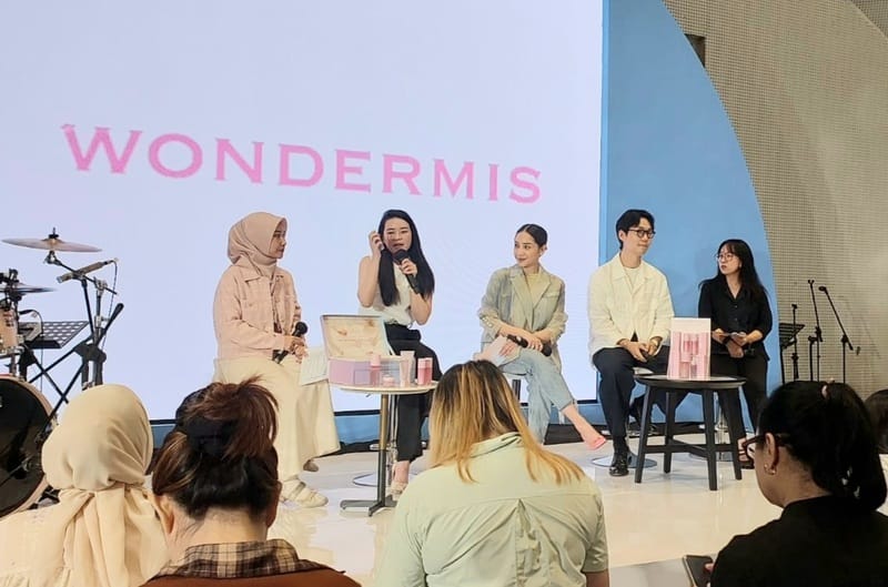 Brand Skincare Lokal Wondermis saat menggelar acara Exclusive Mini Talkshow bertajuk “When Korean Innovation Meets Local Beauty” di event Beautysity 2025 di City Hall, Pondok Indah Mall 3, Jakarta Selatan, Kamis (25/9/2025). (Foto - JLO)