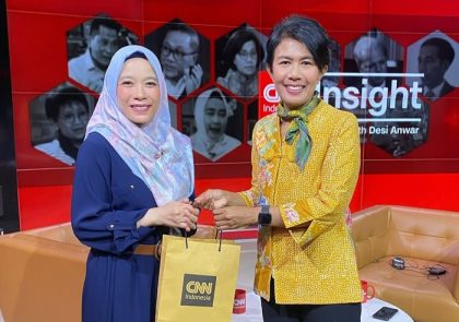 Dr. Purwati, dr., Sp.PD, KPTI, FINASIM di program acara Insight with Desi Anwar CNN Indonesia. (@dr.purwati)