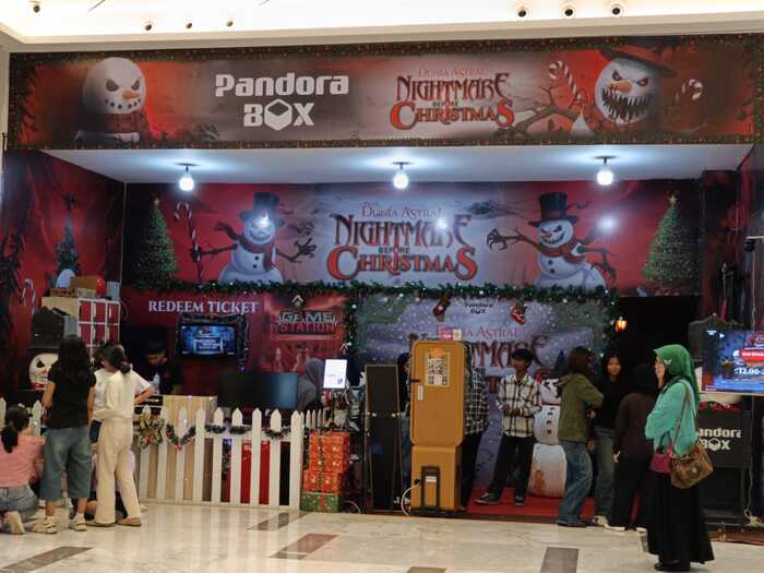 Pandora Box bertema The Nightmare Before Christmas di
Pakuwon Mall Bekasi. (Foto - Muller)