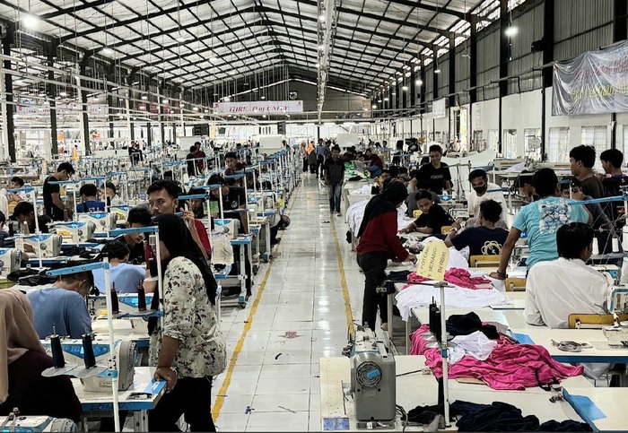 Wong Hang Bersaudara (WHB) bersama PT Akarsa Garment Indonesia, meresmikan peluncuran inisiatif sosial berskala nasional bertajuk “WHB Academy”. (Foto - WHB Academy)