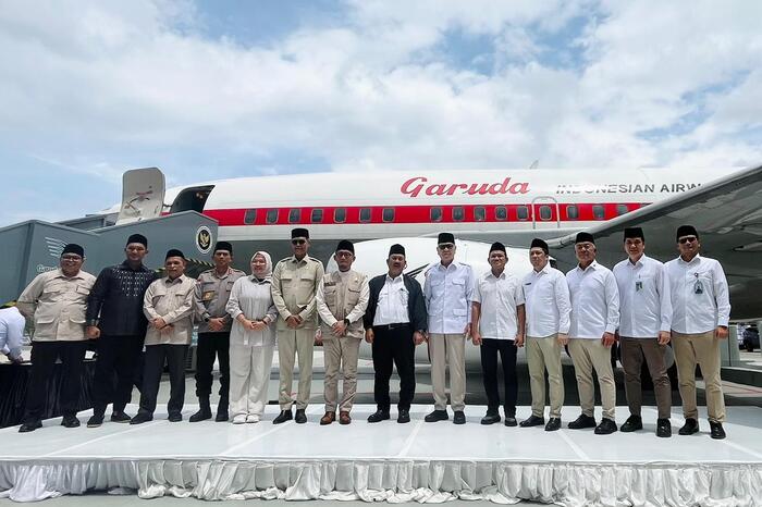 Peresmian hibah satu unit pesawat untuk fasilitas manasik di Asrama Haji Kelas I Aceh dari Garuda Indonesia, Minggu (15/2/2026). (Foto - Dok.GI)
