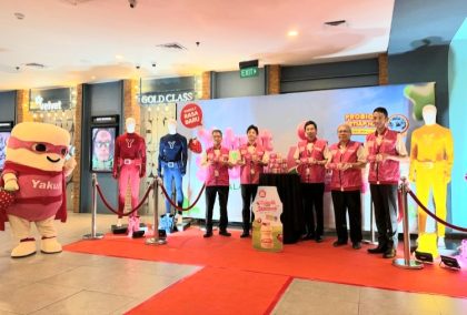 Peluncuran Yakult rasa stroberi di Jakarta, Senin (25/5/2026). (Foto - Yakult)