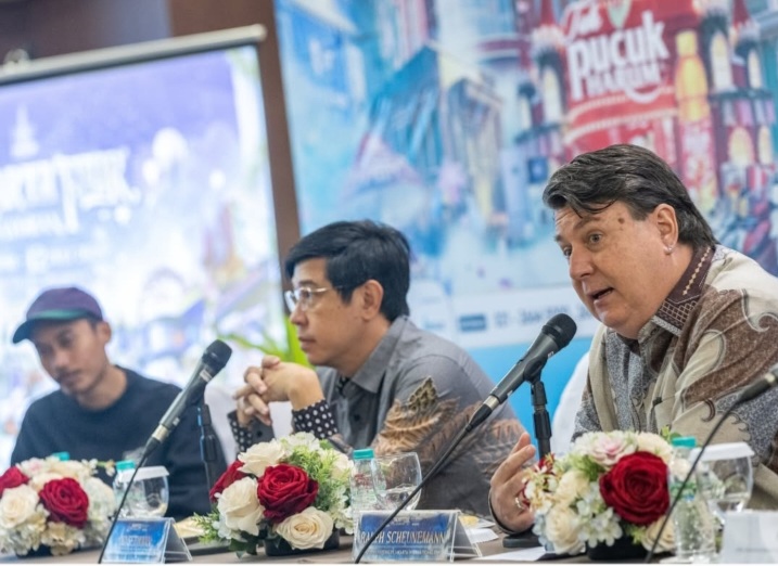 Marketing Director PT JIExpo, Ralph Scheunemann (kanan). (Foto - @jakartafair)