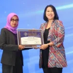 Federal Oil meraih Top Brand Award 2026 untuk kategori 2-Wheel Engine Lubricants dari Frontier Group. (Foto - (EMLI).