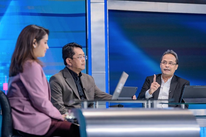 Ketua Umum Asosiasi Bank Pembangunan Daerah (Asbanda) yang juga Direktur Utama Bank Jakarta, Agus H Widodo (kanan) di acara Regional Bank Summit 2026. (Foto - Bank Jakarta)