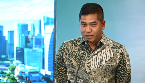 Datuk Bernard Francis - Group Chief Executive Officer TransNusa, Foto Dok. Transnusa