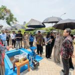 Pansus CSR DPRD DKI saat meninjau fasilitas pengolahan sampah organik berbasis biodigester komunal Bank Jakarta, yang mampu mengubah sampah menjadi energi biogas di Rusunawa Rorotan, Cilincing, Jakarta Utara, Senin (5/10/2026). (Foto - Bank Jakarta)