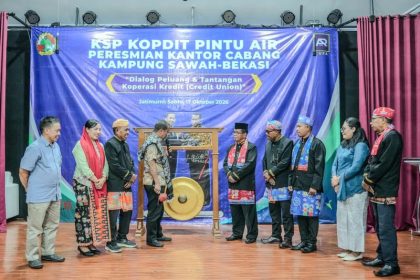 Kadiskop & UKM Kota Bekasi, Herbert S.W. Panjaitan meresmikan Kopdit Pintu Air cabang ke-78 di Bekasi, Sabtu (17/10/2026).
