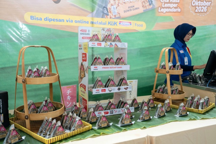Peluncuran Onigiri Lemper Ayam Suwir Gurih dari Yummy Choice Indomaret di Jakarta, Kamis (29/10/2026). (Foto: Indomaret)

