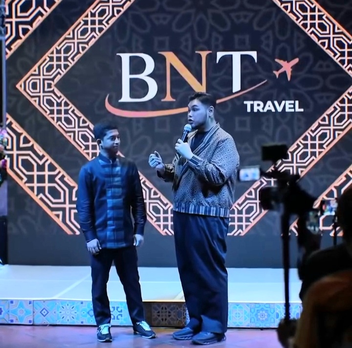 Ivan Gunawan saat  memperkenalkan konsep dan wajah baru BNT Tour & Travel sebagai penyedia Premium Umrah Experience di Jakarta, belum lama ini. (Foto - @ivan_gunawan)